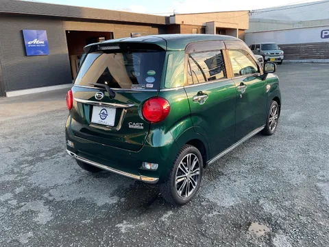 Daihatsu Cast