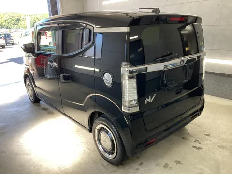 Honda N-BOX Slash
