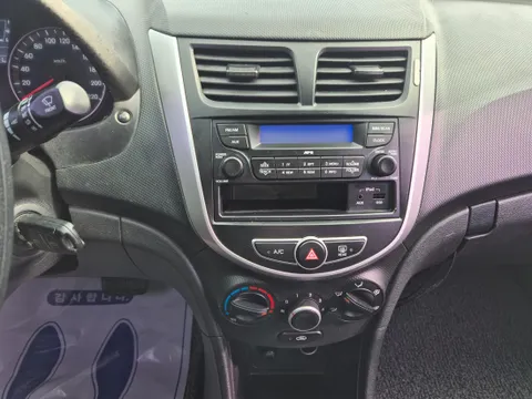 Hyundai Accent