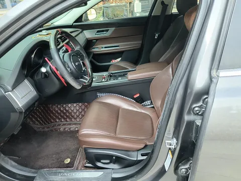 Jaguar XFL