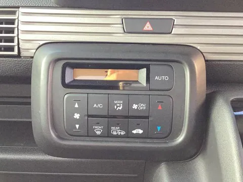 Honda N-VAN Plus Style