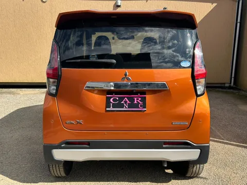 Mitsubishi eK X
