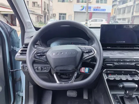 Baojun RS-3