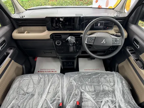 Mitsubishi Delica Mini