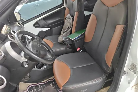 BYD F0