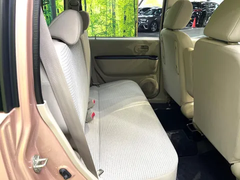 Nissan Otti