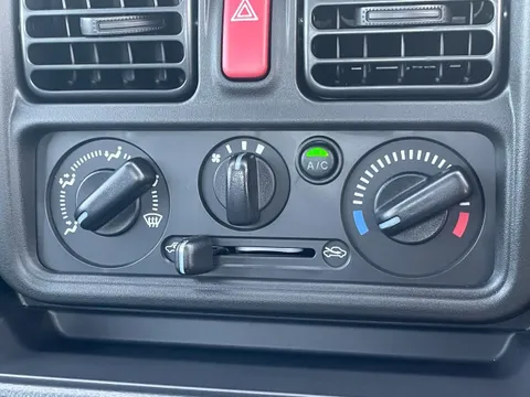 Nissan Clipper Truck