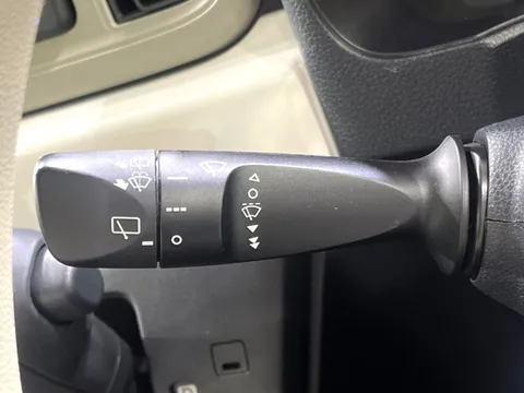 Daihatsu Mira Tocot