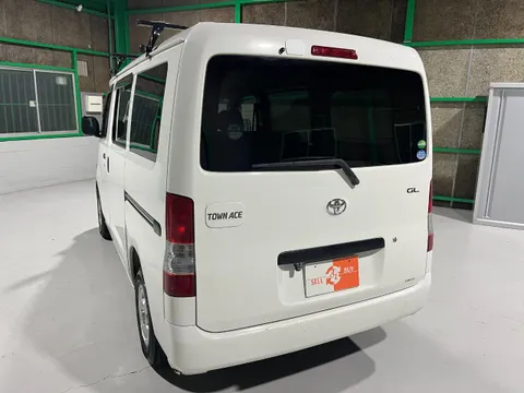 Toyota TownAce Van
