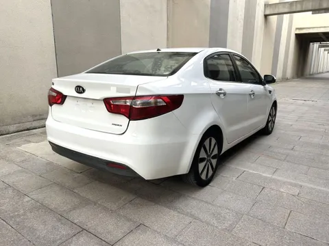 Kia K2