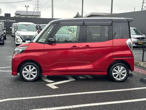 Nissan Dayz Roox