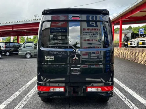 Mitsubishi Town Box