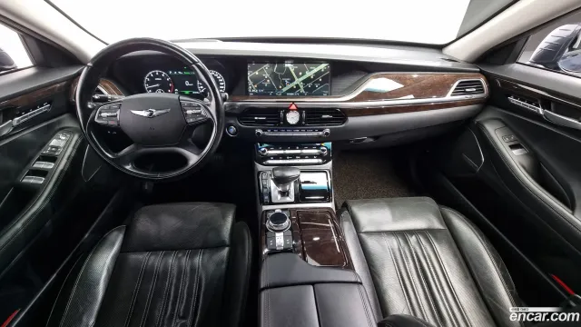 Genesis G90 (EQ900)