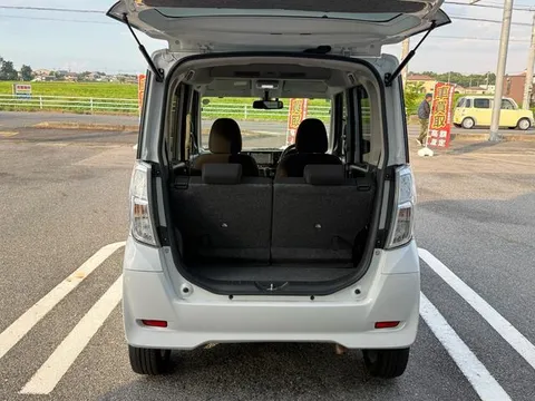 Mitsubishi eK Space Custom