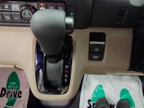 Honda N-BOX Joy