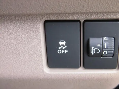Honda N-BOX Joy