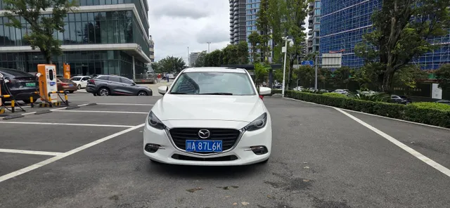 Mazda Mazda 3