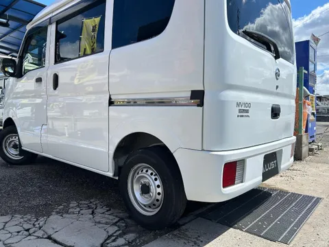 Nissan Clipper