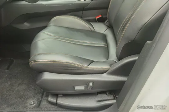 Peugeot 4008