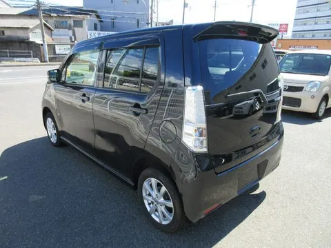 Suzuki Wagon R Stingray