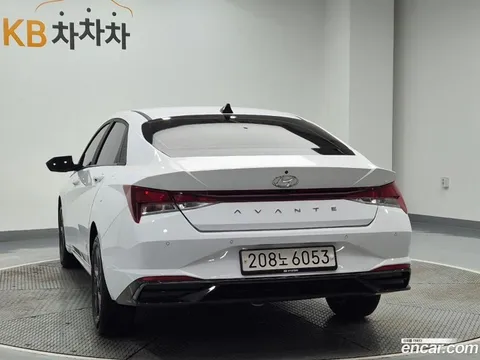 Hyundai Elantra (Avante)