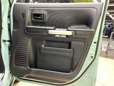 Suzuki Spacia Gear