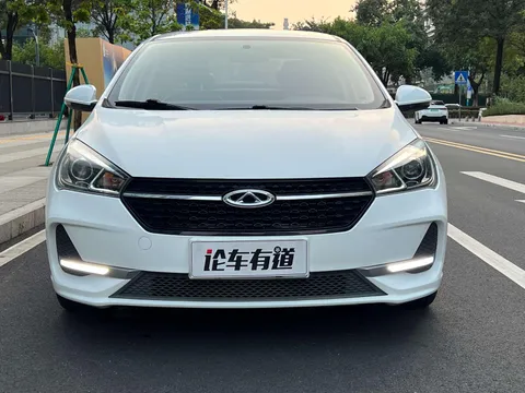 Chery Arrizo 5