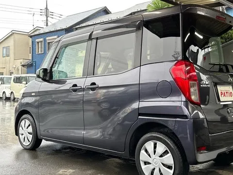 Mitsubishi eK Space