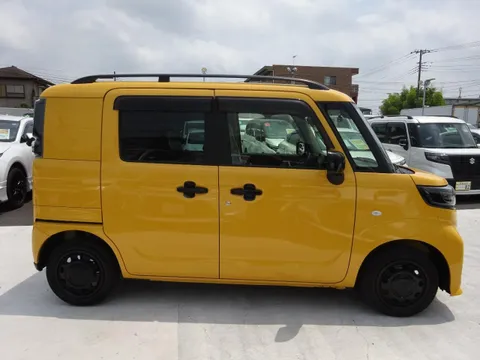 Suzuki Spacia Base