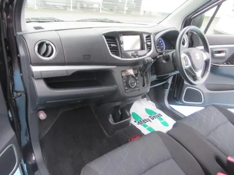 Suzuki Wagon R Stingray