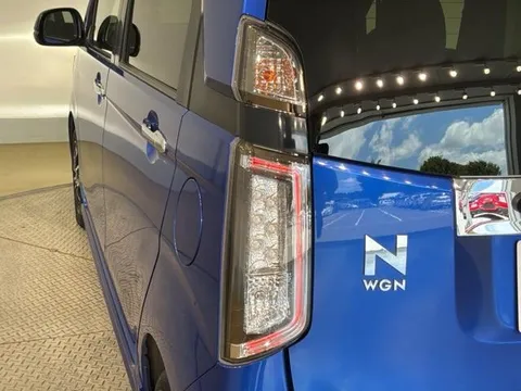 Honda N-WGN Custom