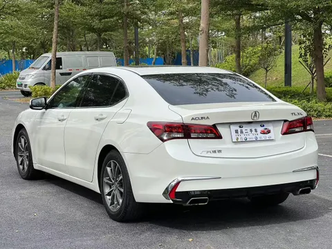 Acura TLX-L