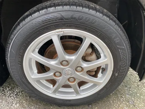 Toyota Pixis Space