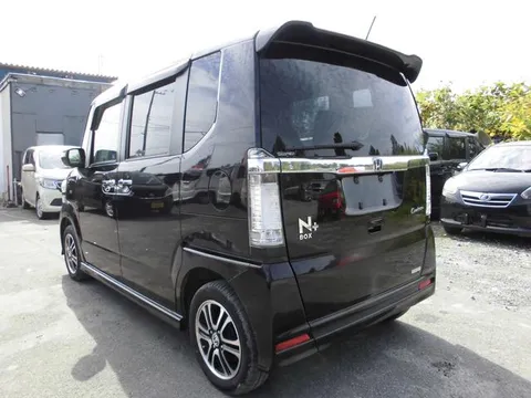 Honda N-BOX Plus