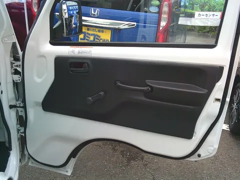 Nissan Clipper Truck