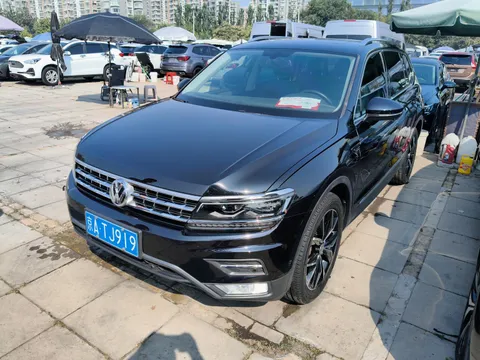Volkswagen Tiguan L