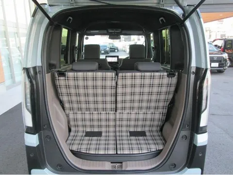 Honda N-BOX Joy