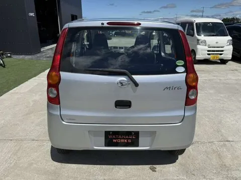 Daihatsu Mira