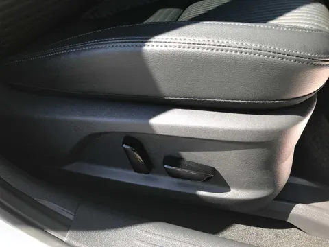 Nissan Note Aura