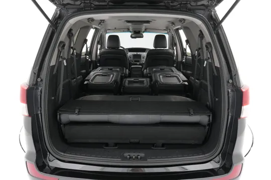 SsangYong Stavic (Korando Turismo)