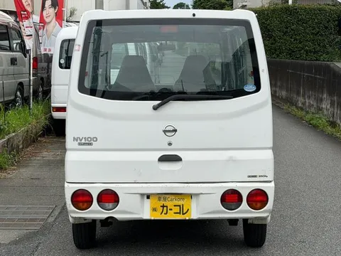 Mitsubishi Minicab Van
