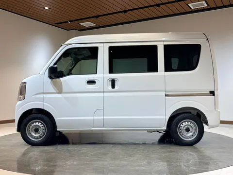 Nissan Clipper