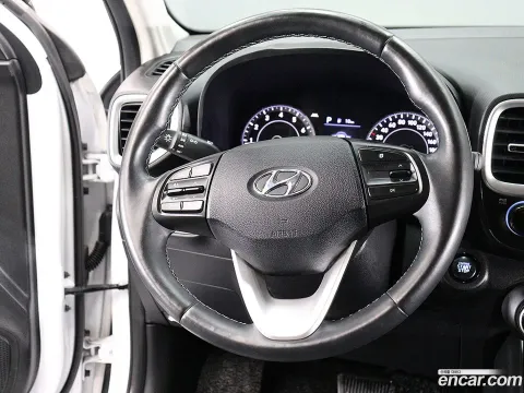 Hyundai Venue