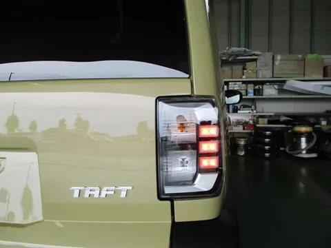 Daihatsu Taft