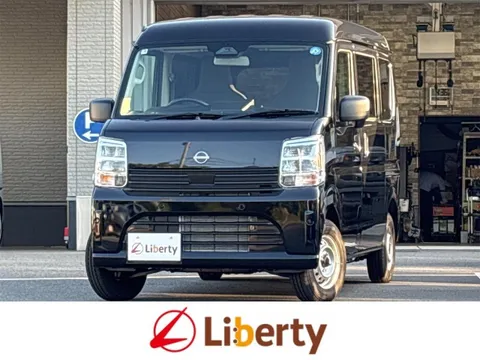 Nissan Clipper Van