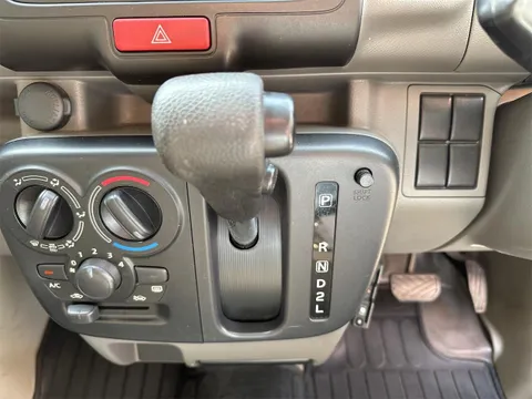 Nissan Clipper