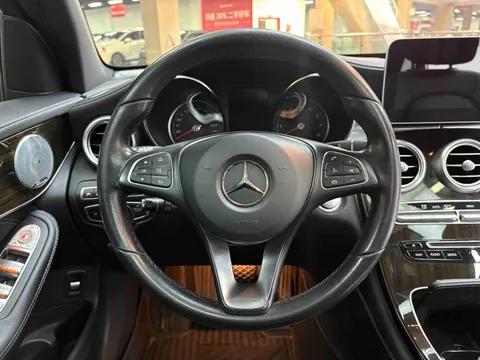 Mercedes-Benz Mercedes-Benz GLC