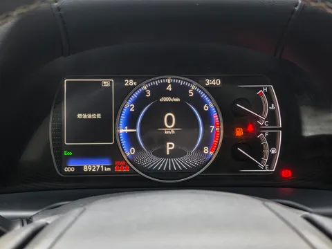 Lexus ES