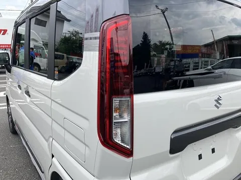 Suzuki Spacia Gear