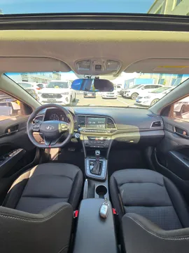 Hyundai Elantra (Avante)